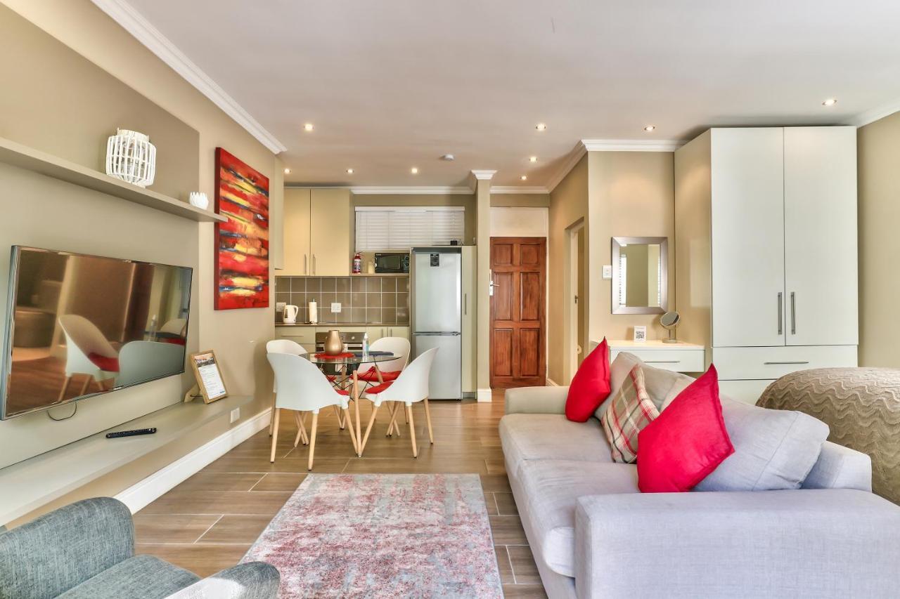 Fairmile On Main Apartment Cape Town Exterior photo