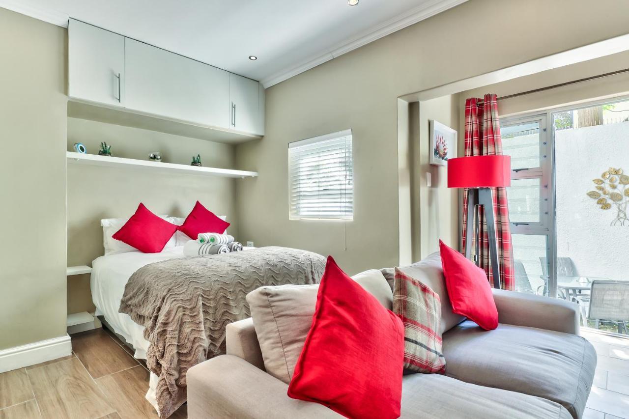 Fairmile On Main Apartment Cape Town Exterior photo