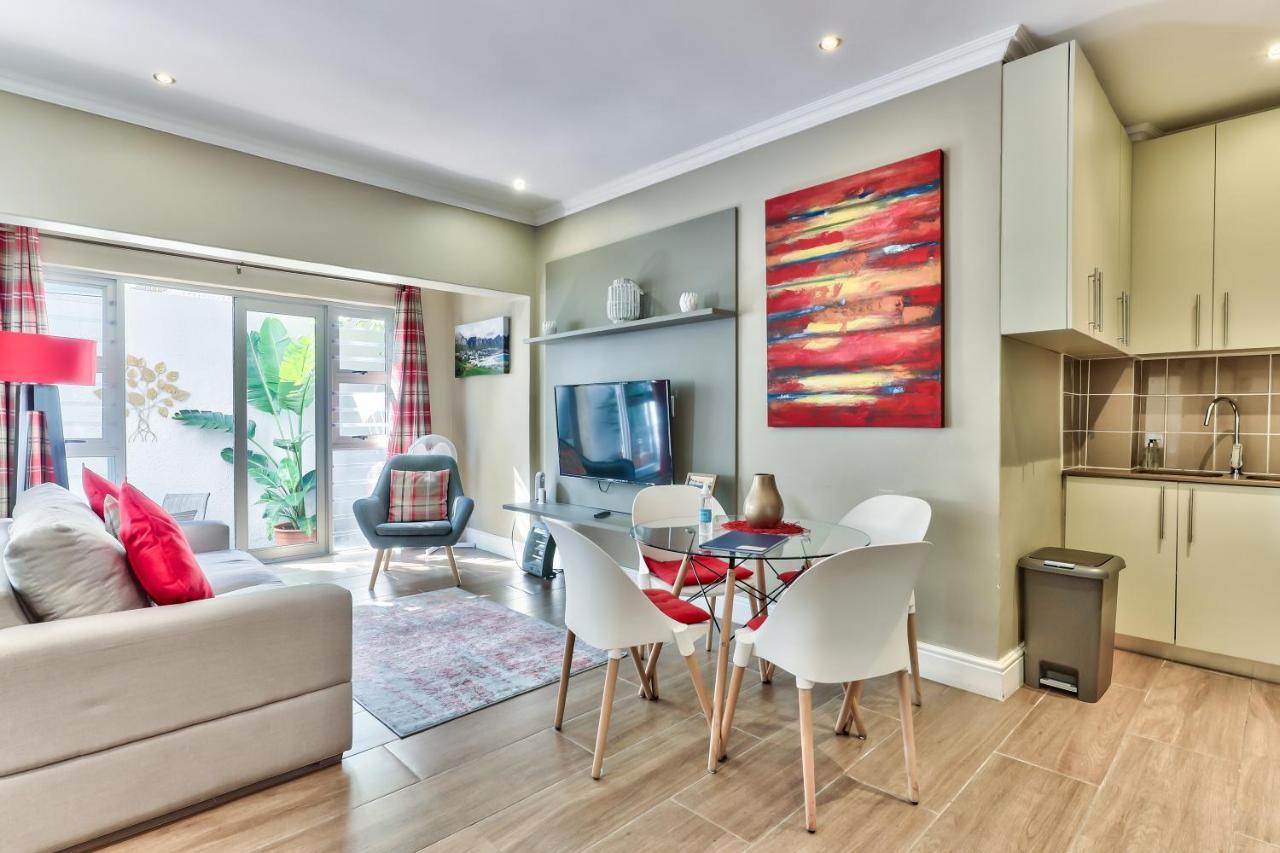 Fairmile On Main Apartment Cape Town Exterior photo